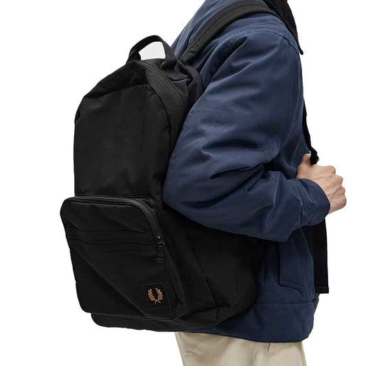 FREDPERRYフレッドペリーNylonBadgeBackpackL1192102（BLACK）リュックバックパック