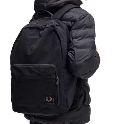 FREDPERRYフレッドペリーNylonBadgeBackpackL1192102（BLACK）リュックバックパック