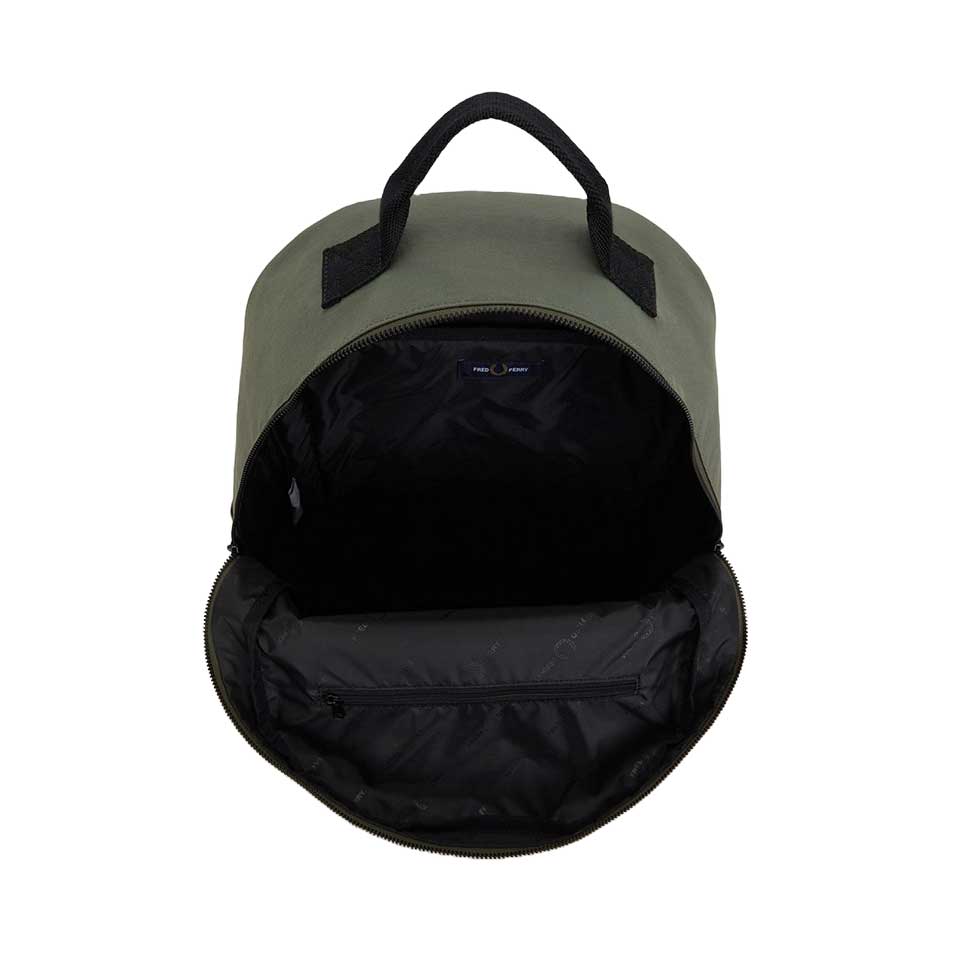 FREDPERRYフレッドペリーNylonBadgeBackpackL1192X21（LAURELWREATHGREEN）リュックバックパック