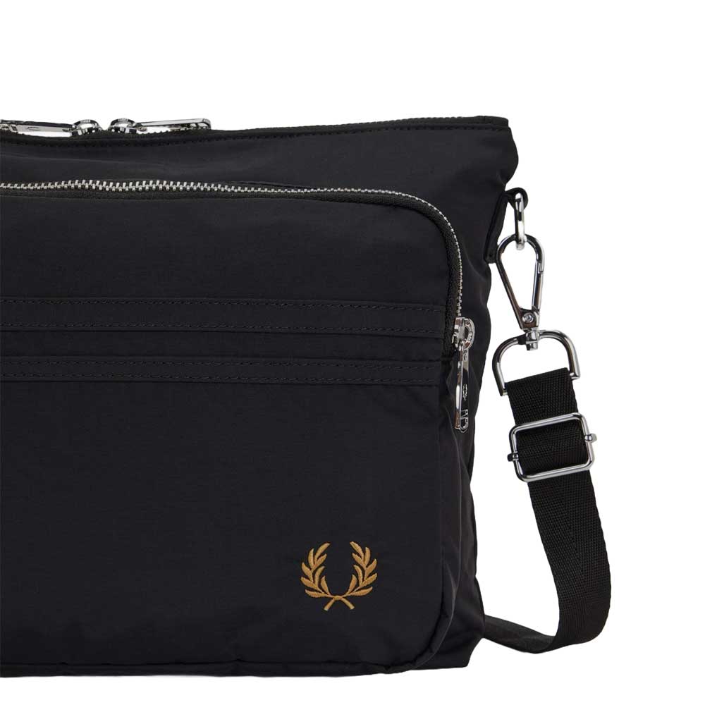 フレッドペリーバッグFREDPERRYBrenthamCrossbodyBagL2178(102:BLACK)クロスボディボディバッグサイドバッグ