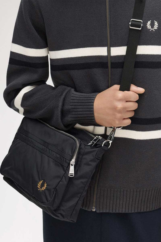 フレッドペリーバッグFREDPERRYBrenthamCrossbodyBagL2178(102:BLACK)クロスボディボディバッグサイドバッグ