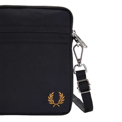 フレッドペリーバッグFREDPERRYBrenthamSmallSideBagL2179(102:BLACK)ショルダーボディバッグサイドバッグ