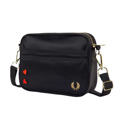 フレッドペリーバッグFREDPERRYAmyWinehouseMiniShoulderBagL2800102(BLACK)ショルダーバッグ