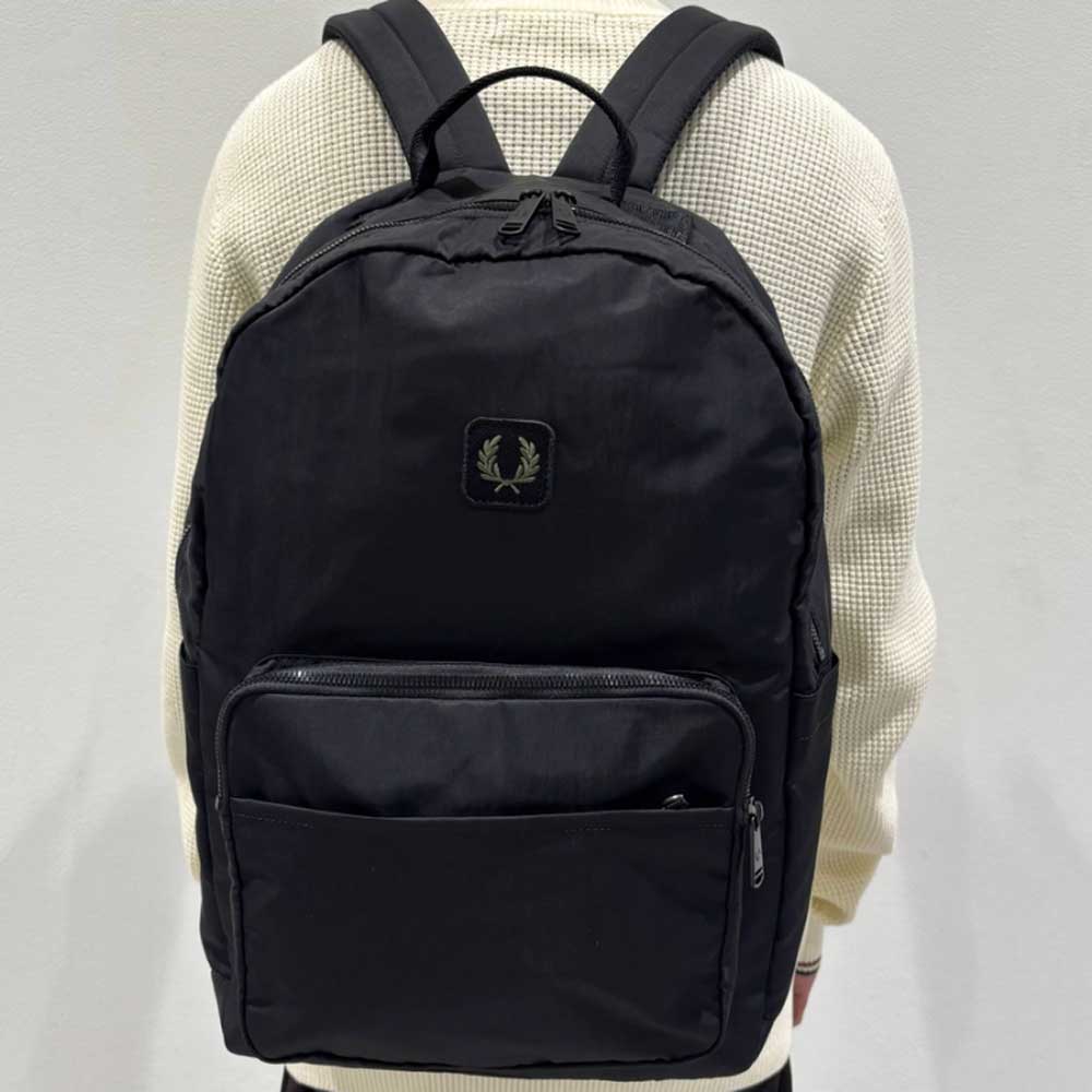 FREDPERRYフレッドペリーCRINKLENYLONBACKPACKL3339102（ブラック）リュックバックパック