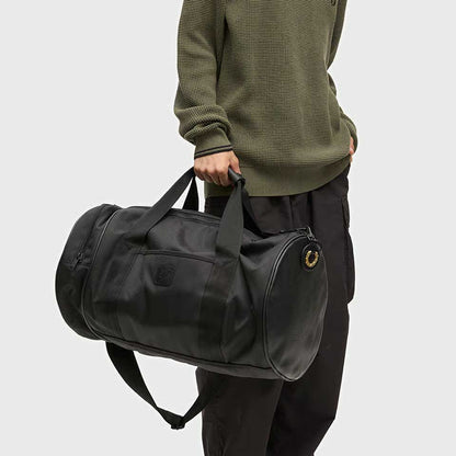 フレッドペリーバッグFREDPERRYBlackCanvasLargeBarrelBagL3343102（BLACK）ラージサイズバレルバッグドラムバッグボストンバッグ