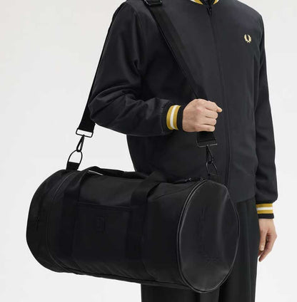 フレッドペリーバッグFREDPERRYBlackCanvasLargeBarrelBagL3343102（BLACK）ラージサイズバレルバッグドラムバッグボストンバッグ