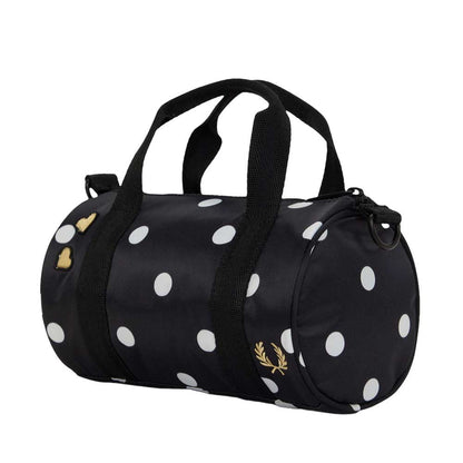 フレッドペリーバッグFREDPERRYAmyWinehousePolkaDotMiniBarrelL3346102（BLACK）バレルバッグドラムバッグボストンバッグ