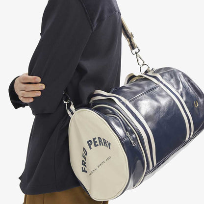 フレッドペリー バッグ FRED PERRY CLASSIC BARREL BAG   L7220 635（ネイビー） バレルバッグ ドラムバッグ ボストンバッグ