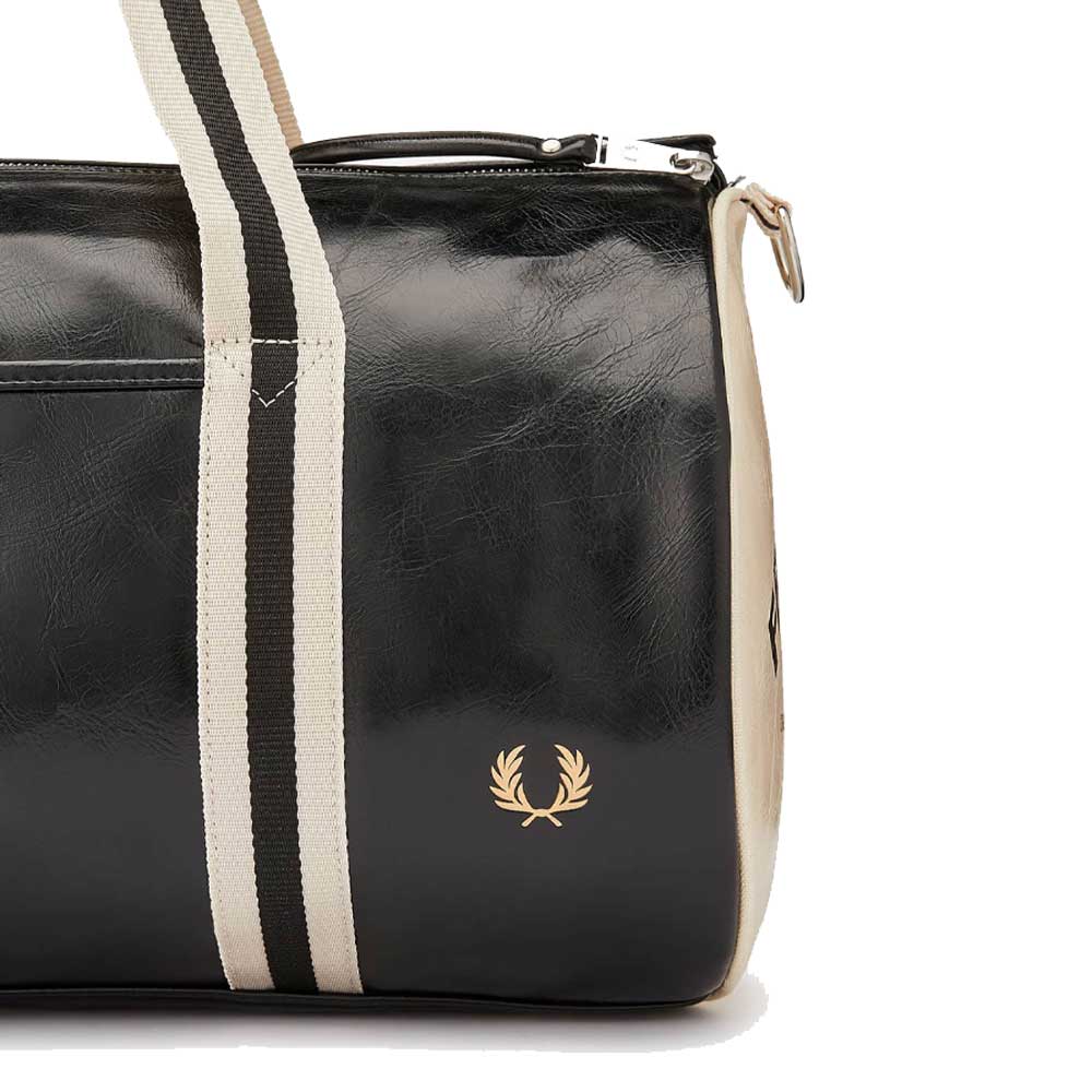 フレッドペリー バッグ FRED PERRY CLASSIC BARREL BAG   L7220 D57（BLACK / ECRU） バレルバッグ ドラムバッグ ボストンバッグ