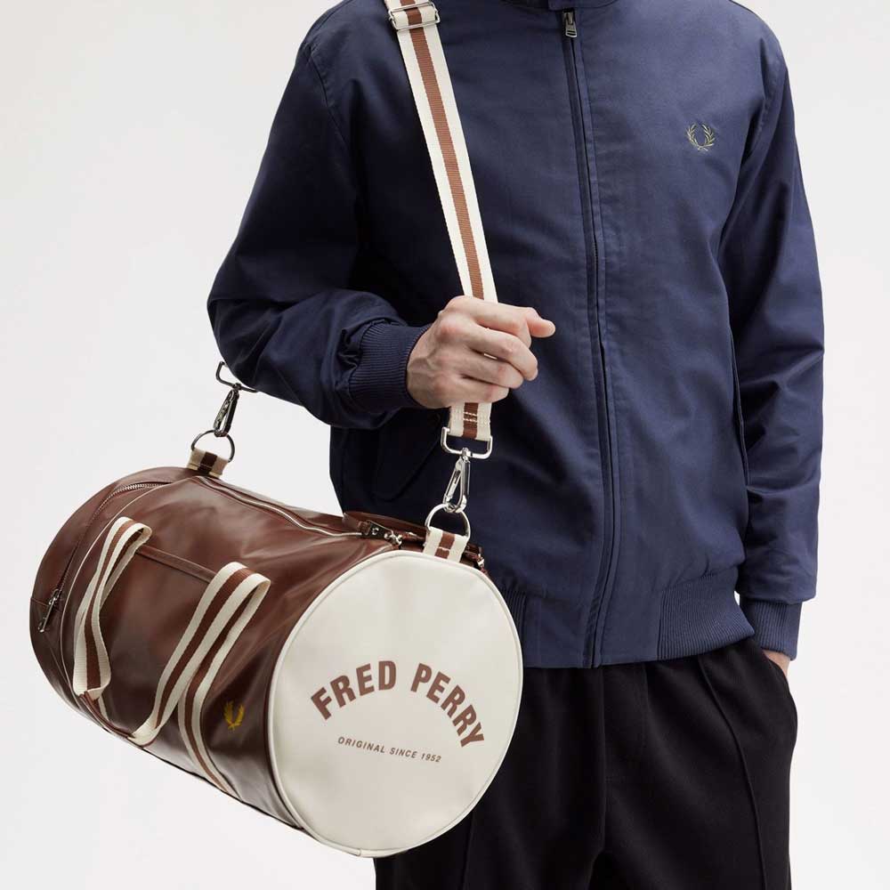 フレッドペリーバッグFREDPERRYCLASSICBARRELBAGL7255J89（TAN/ECRU）バレルバッグドラムバッグボストンバッグ