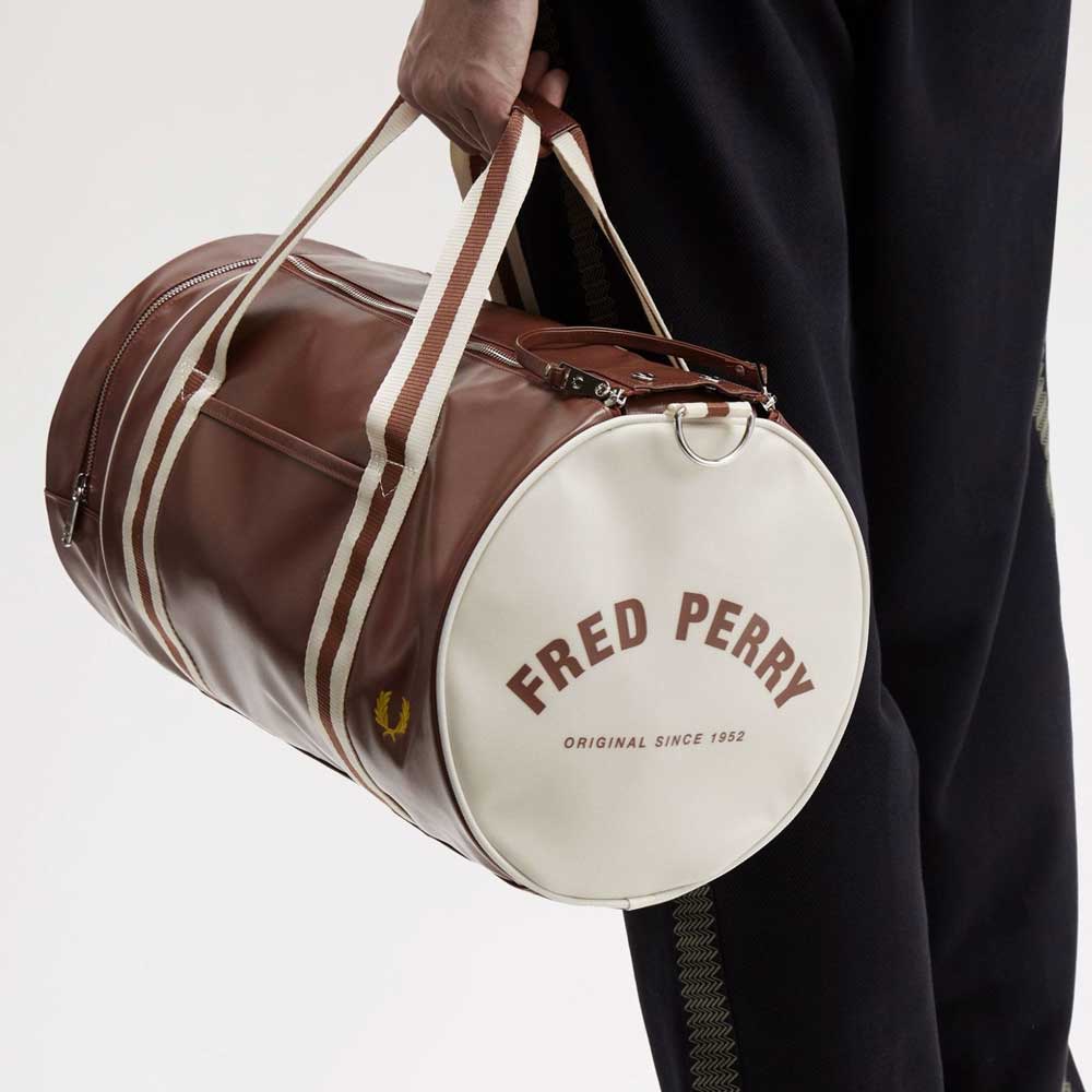 フレッドペリーバッグFREDPERRYCLASSICBARRELBAGL7255J89（TAN/ECRU）バレルバッグドラムバッグボストンバッグ
