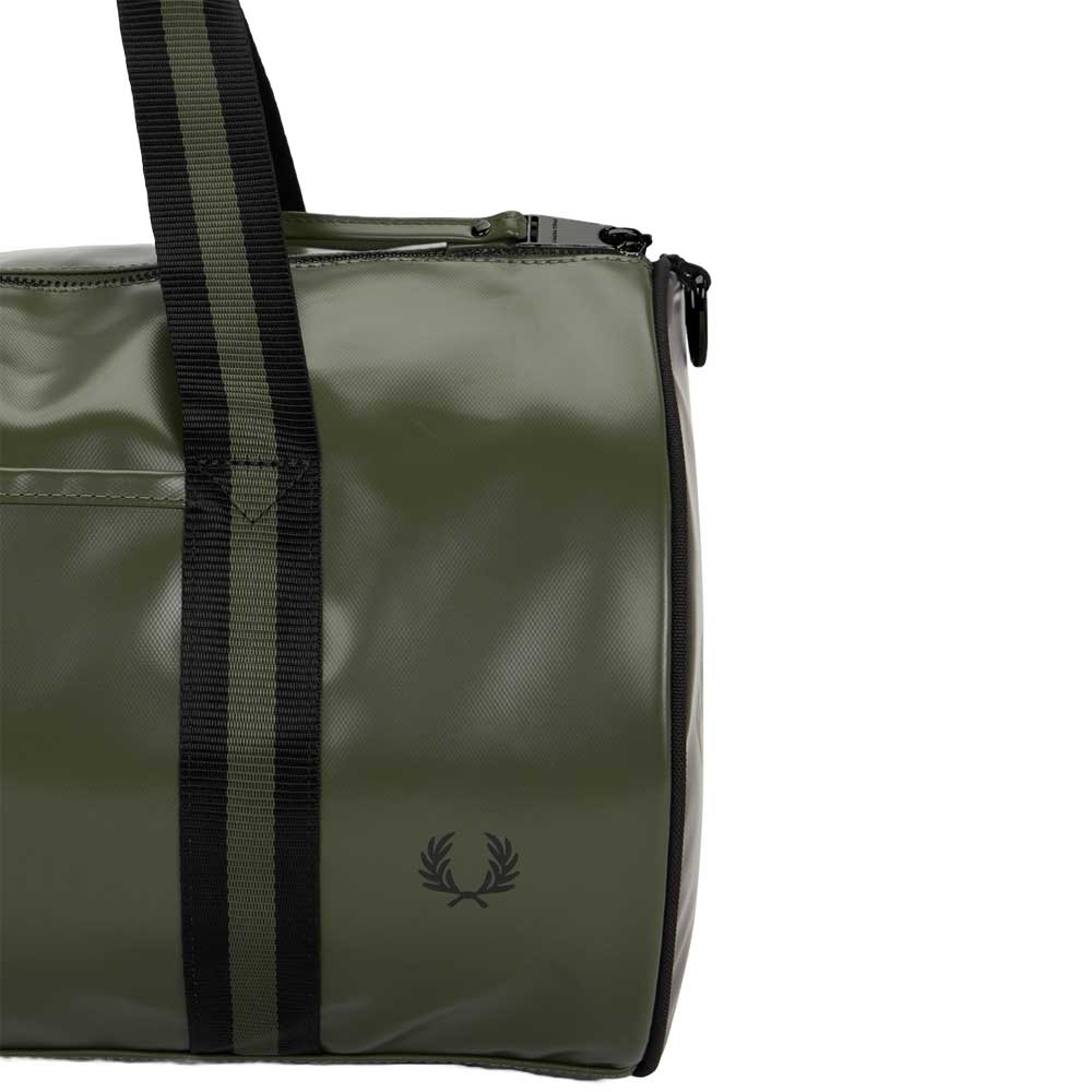 フレッドペリーバッグFREDPERRYCLASSICBARRELBAGL7255Z50（LAURELWREATHGREEN/BLACK）バレルバッグドラムバッグボストンバッグ