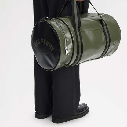 フレッドペリーバッグFREDPERRYCLASSICBARRELBAGL7255Z50（LAURELWREATHGREEN/BLACK）バレルバッグドラムバッグボストンバッグ
