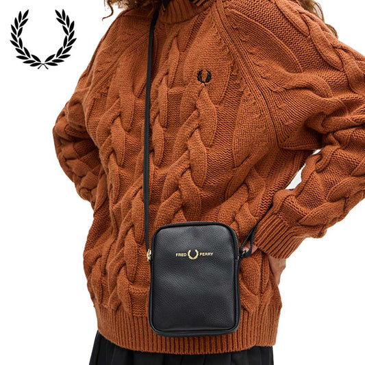 フレッドペリーバッグFREDPERRYTumbledLeatherSideBagL8289102（BLACK）ショルダーボディバッグポシェットレザーバッグ天然皮革