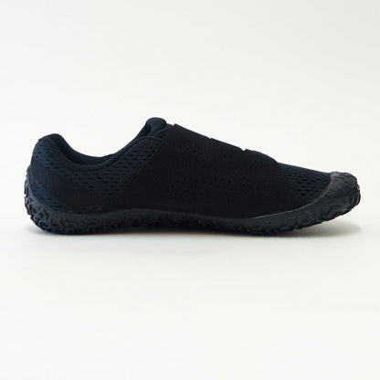 MERRELLメレルベイパーグローブ6ボアVAPORGLOVE6BOA（メンズ）m068453ブラックベアフットシューズローカットウォーキングモデル「靴」