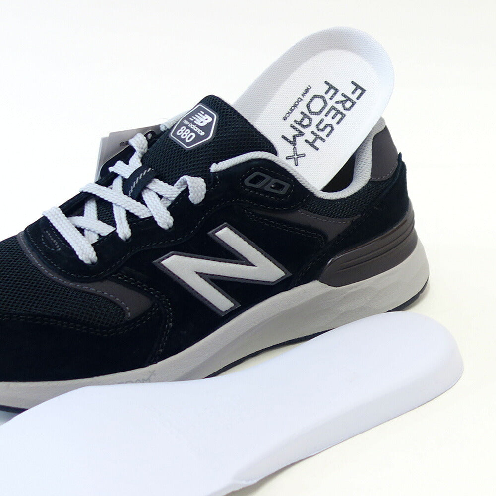 ニューバランスnewbalanceM88074B4Eブラック／グレー／シルバー（メンズ）4E幅アウトドアシューズウォーキングフィットネス「靴」