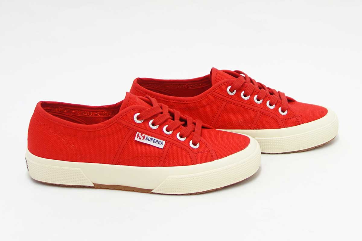 【SALE 30%OFF】 スペルガ SUPERGA 2750-COT U CLASSIC（ユニセックス）レッド (s000010 975)  ナチュラルなキャンバススニーカー 「靴」