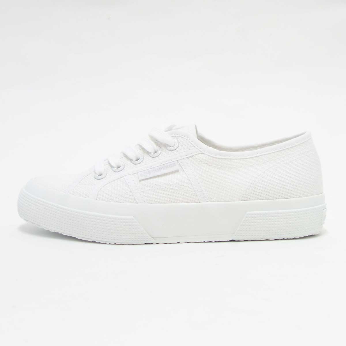 スペルガ SUPERGA 2750-COT U CLASSIC（ユニセックス）トータル ホワイト (s000010 c42)  ナチュラルなキャンバススニーカー 「靴」