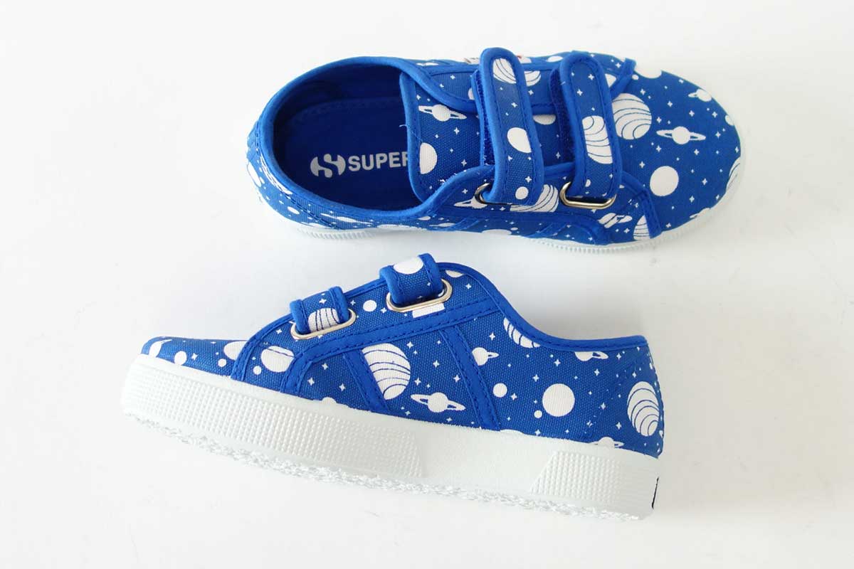 【SALE 50%OFF】 スペルガ SUPERGA 2750-FANCOTSTRAPJ TORCHIETTO（キッズ）Space Royal-White (S00GYE0) ナチュラルなキャンバススニーカー 「靴」