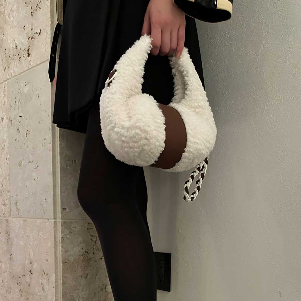 ハンターHUNTERUBX5523PRCNTRブークレミニクロスボディ（カラー：ナチュラル）ショルダーハンドバッグ