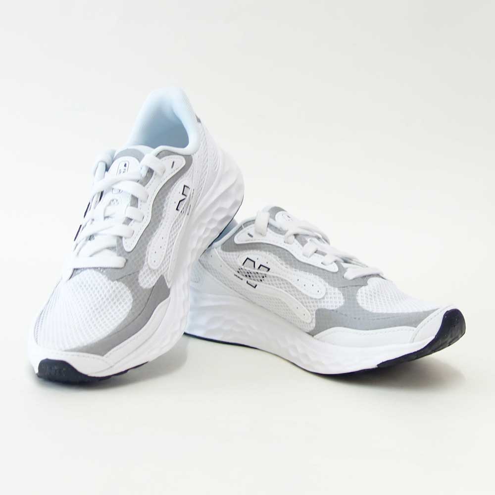 newbalanceニューバランスFreshFoamArishiv4(フレッシュフォームアリシ)ホワイトwaristt4（レディース）スニーカーウォーキングランニングシューズD幅「靴」