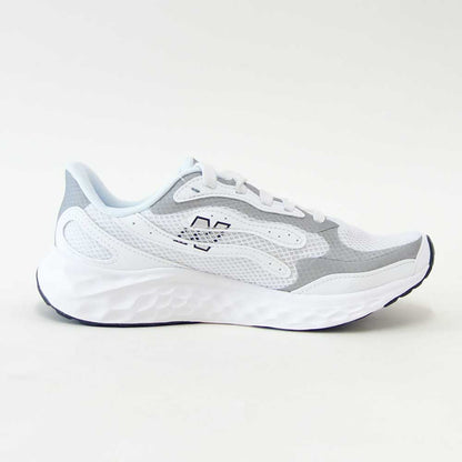 newbalanceニューバランスFreshFoamArishiv4(フレッシュフォームアリシ)ホワイトwaristt4（レディース）スニーカーウォーキングランニングシューズD幅「靴」