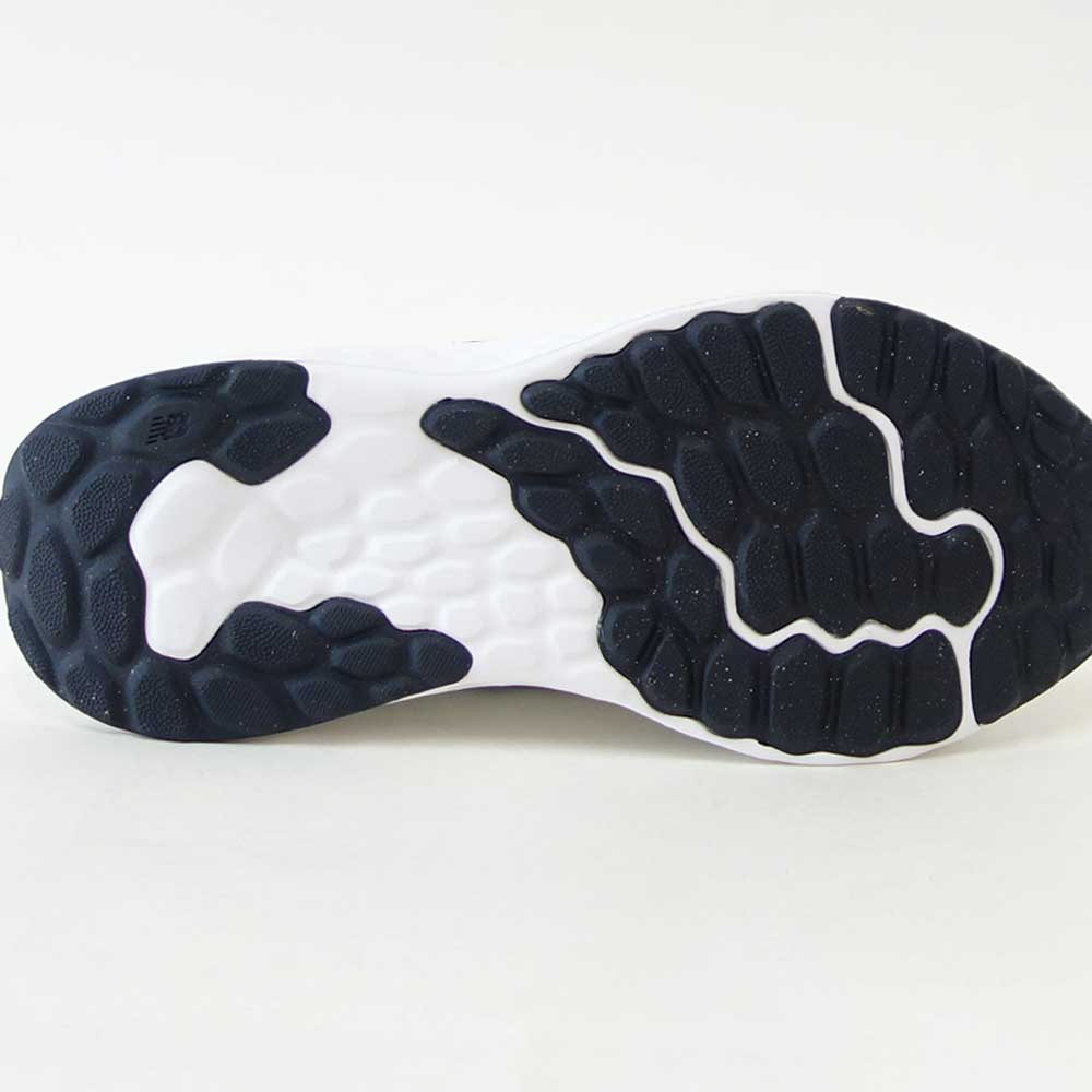 newbalanceニューバランスFreshFoamArishiv4(フレッシュフォームアリシ)ホワイトwaristt4（レディース）スニーカーウォーキングランニングシューズD幅「靴」