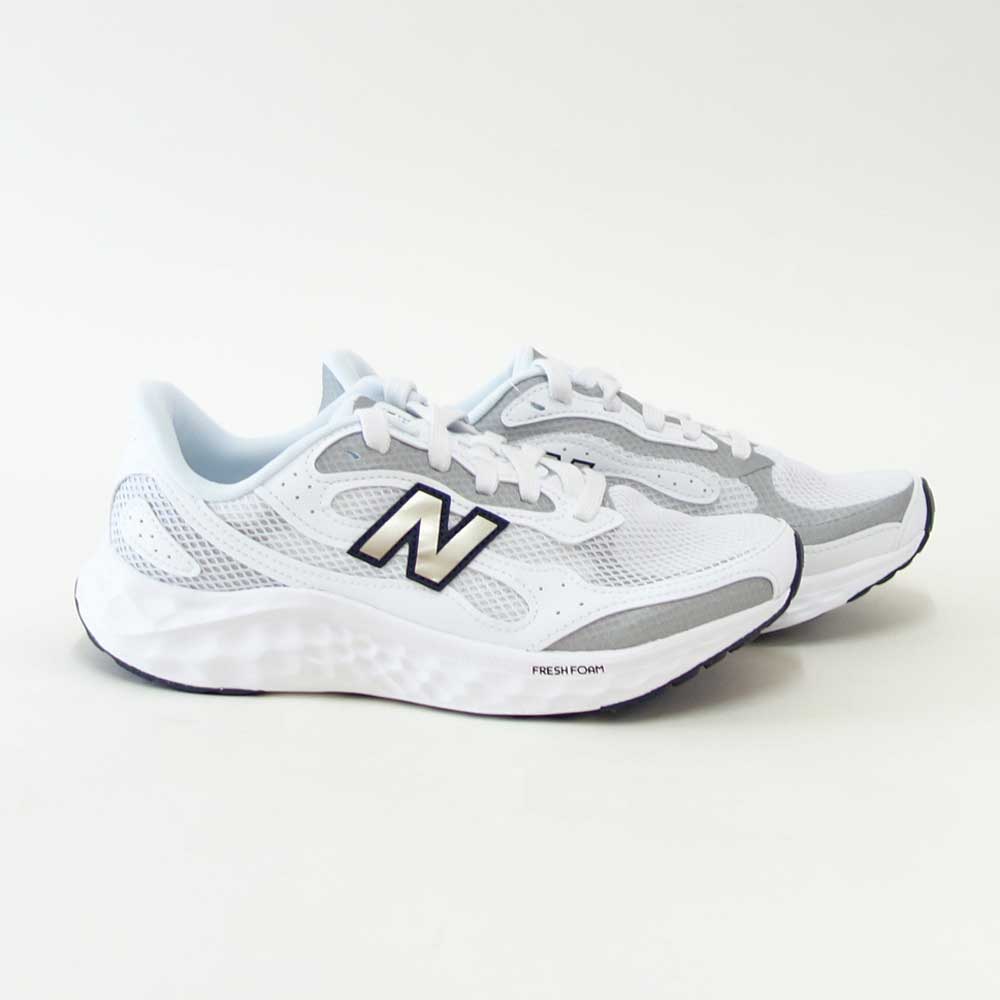 newbalanceニューバランスFreshFoamArishiv4(フレッシュフォームアリシ)ホワイトwaristt4（レディース）スニーカーウォーキングランニングシューズD幅「靴」