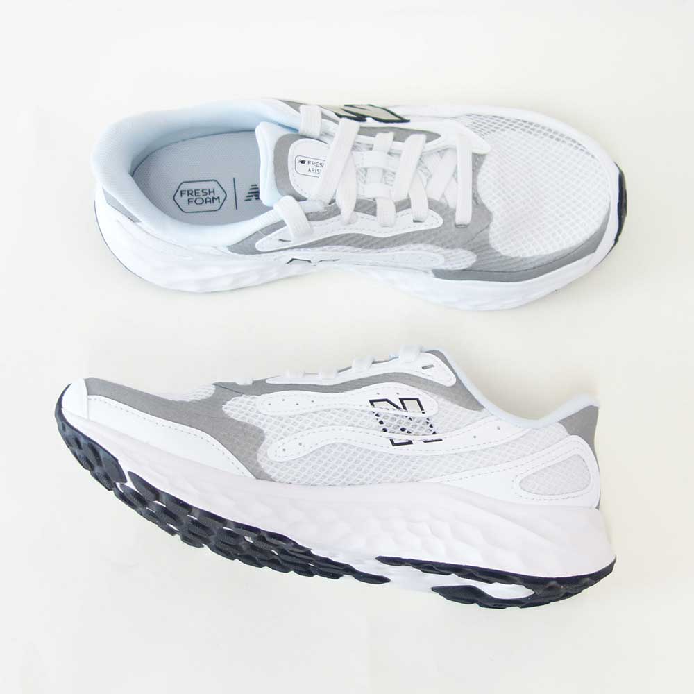 newbalanceニューバランスFreshFoamArishiv4(フレッシュフォームアリシ)ホワイトwaristt4（レディース）スニーカーウォーキングランニングシューズD幅「靴」
