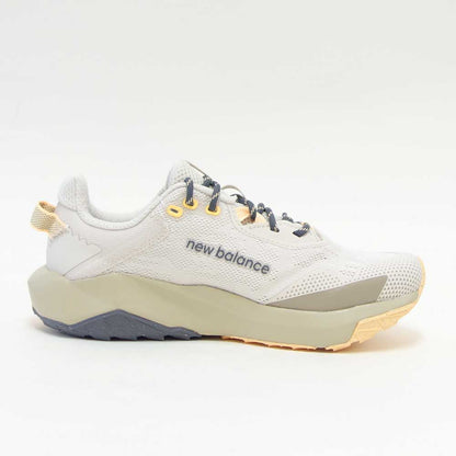 newbalanceニューバランスDynaSoftNitrelv6(ダイナソフトナイトレル)ベージュwntr88d（レディース）スニーカーアウトドアウォーキングランニングシューズ2E「靴」