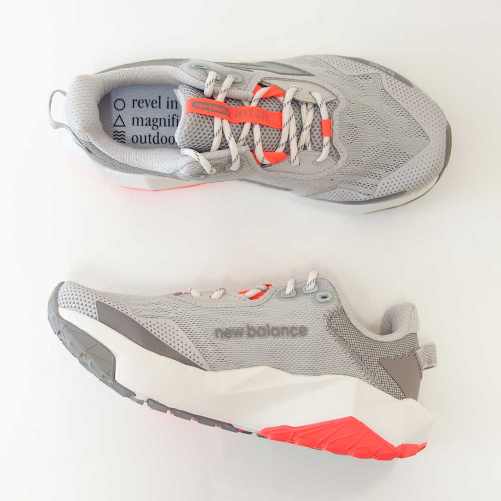 新品！new balance テニスシューズ ワイド シルバー27㌢ OC用 新品！new balance テニスシューズ ワイド シルバー27㌢ OC用