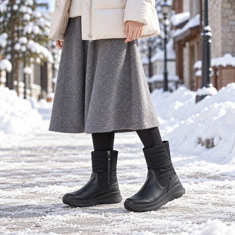 COLUMBIAコロンビアYL6290（レディース）サップランドフォーディーヴァサイドジップWPOHI：ブラック(010)防水ショートハーフブーツスノーブーツ「靴」