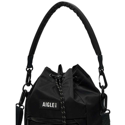 エーグルAIGLEZNHBN07アーバン巾着バッグ3Lカラー：ノワール(001)リサイクルナイロキンチャクショルダーバッグ