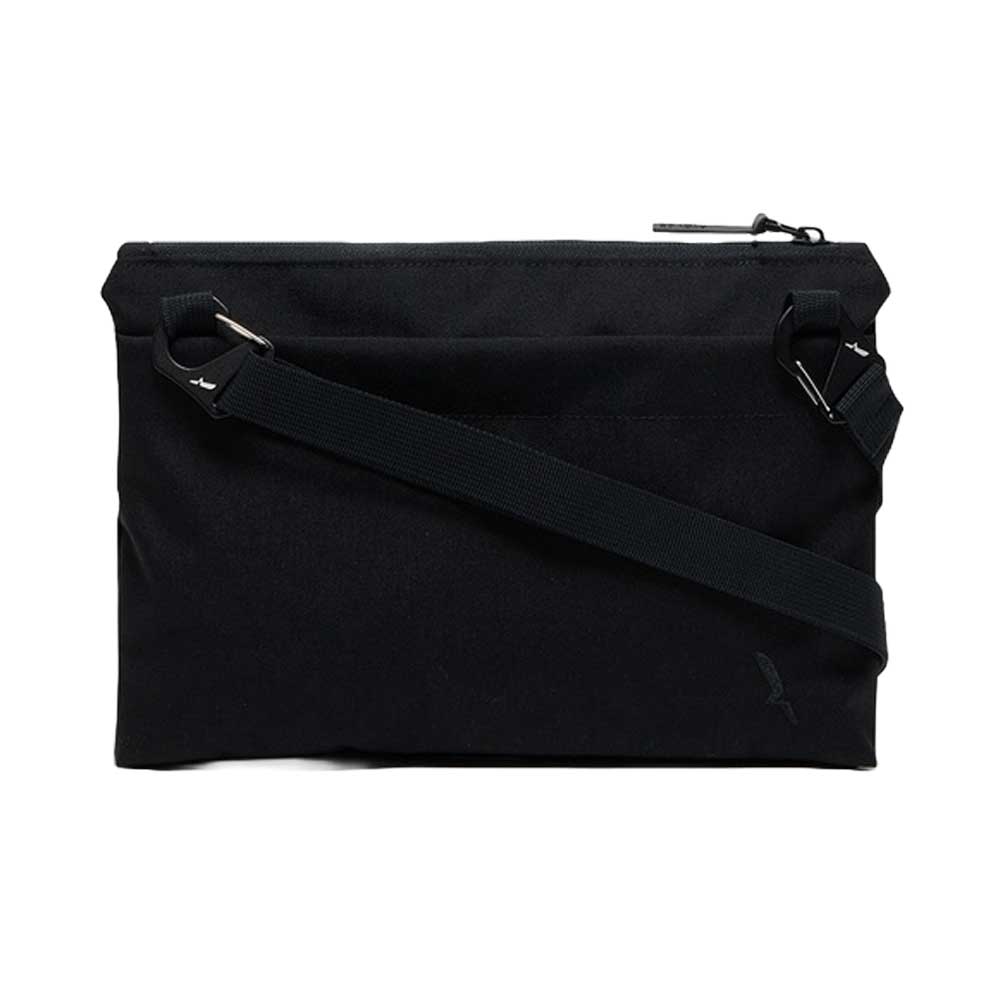 エーグルAIGLEZNHBN09ハイキングショルダーバッグ2Lカラー：ノワール(001)リサイクルナイロンショルダーサイドバッグ