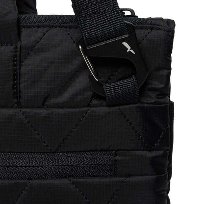 エーグルAIGLEZNHBN13キルティング2wayショルダーバッグ4Lカラー：ノワール(003)リサイクルナイロントートバッグポーチ付き