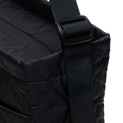 エーグルAIGLEZNHBN16キルティング2wayトートバッグ15Lカラー：ノワール(003)リサイクルナイロンショルダーバッグポーチ付き