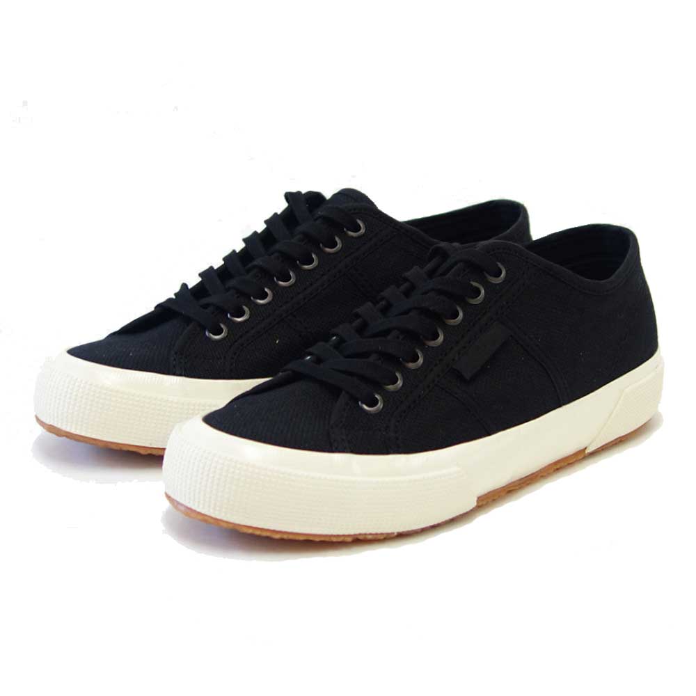 スペルガ SUPERGA 2750 OG（ユニセックス）BLACK-WHITE AVORIO  (3a3111twahu)  ナチュラルなキャンバススニーカー  「靴」