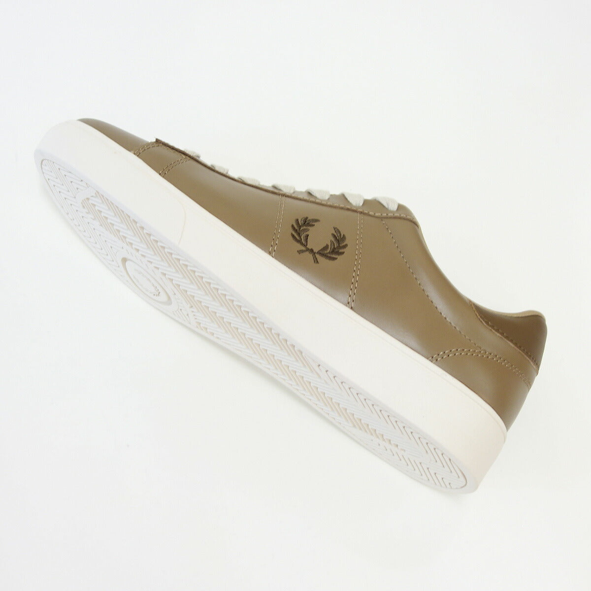 FREDPERRYフレッドペリーB4334V58（ユニセックス）SPENCERLEATHER（スペンサーレザー）カラー：WRMSTN/SHDESTN天然皮革のローカットスニーカー